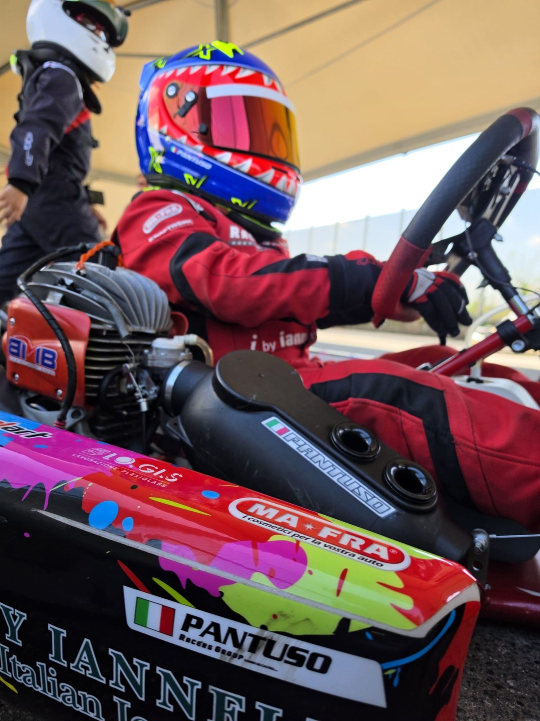 Aerografie caschi kart Arai Noah Pantuso