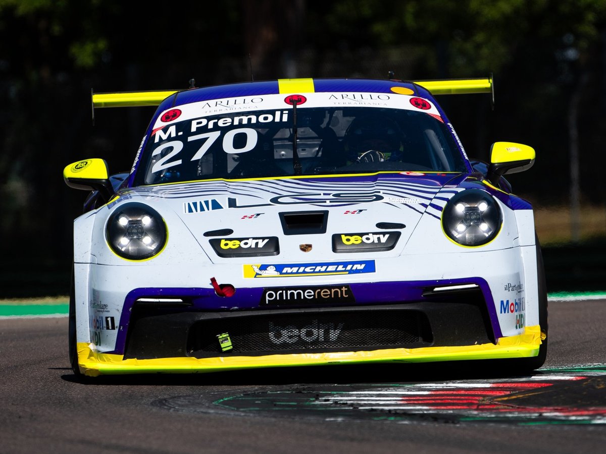 Verniciatura caschi racing Stilo Premoli