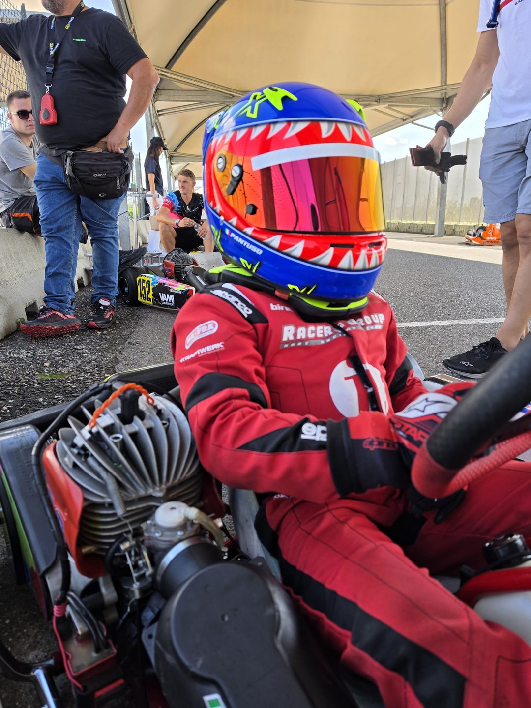 Verniciatura casco Arai kart Noah Pantuso